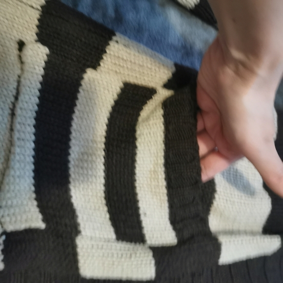 Hooded cardigan size M,  NWT - Picture 4 of 5